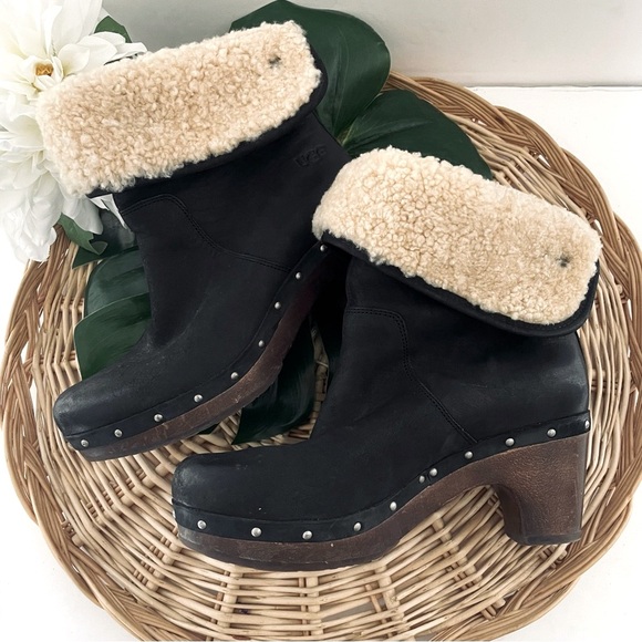 UGG Lynnea Black leather Boot Wood Heel Shearling Lined Winter Cozy Size 8 - Picture 4 of 15